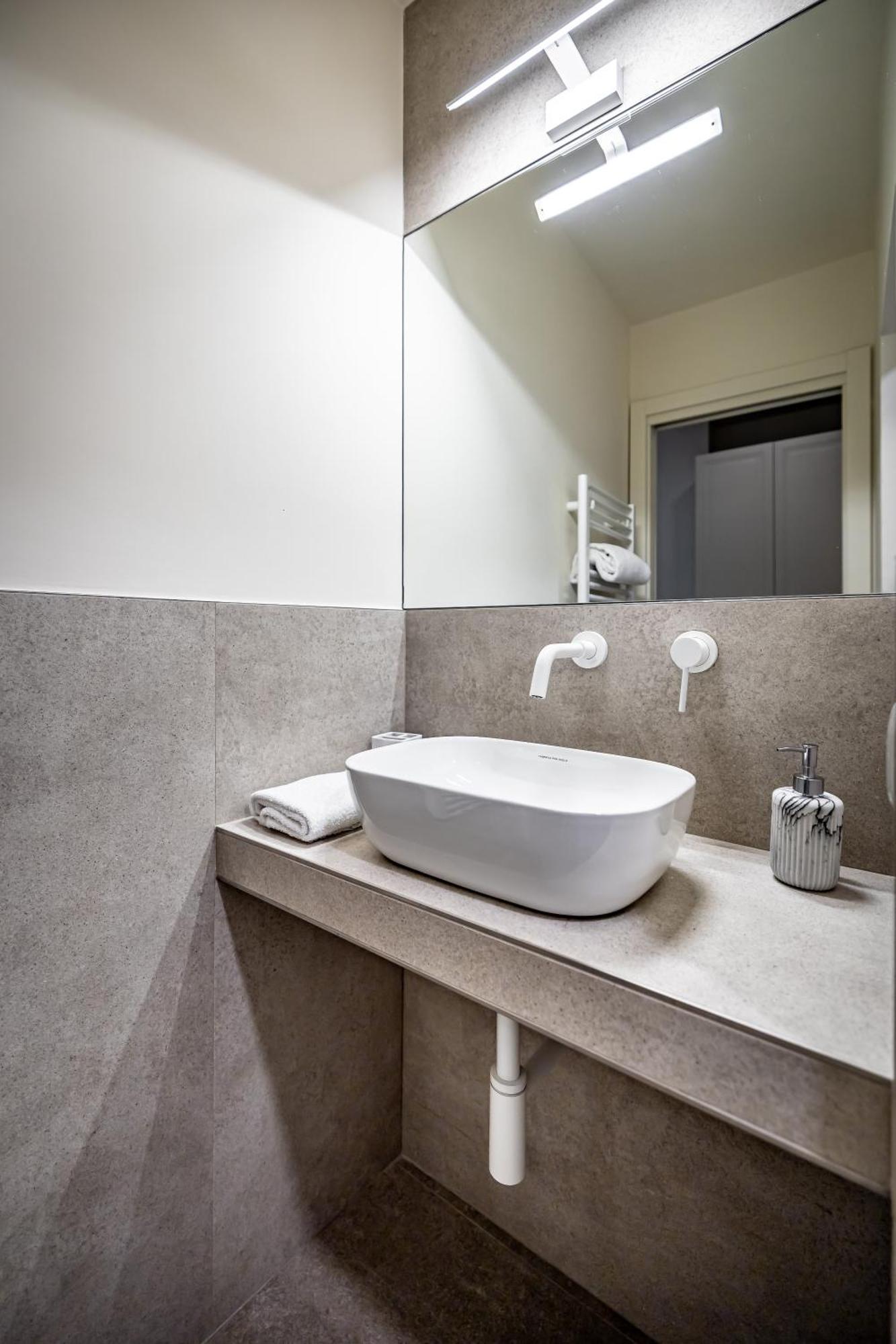 Dimora Collection - Le Corti - Boutique Luxury Suites In A Restored 13Th Century Convent, With Sauna And Gym (Adults Only) Florenz Exterior foto